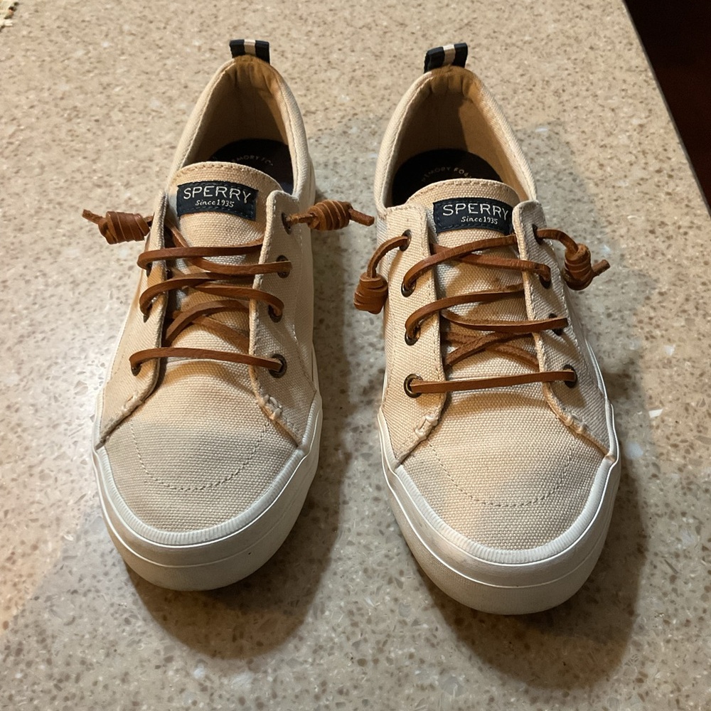 Sperry Womens Cream Canvas Boat Shoes